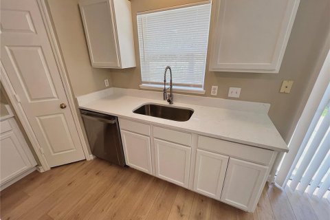 Casa en venta en Kissimmee, Florida, 4 dormitorios, 206.61 m2 № 1823078 - foto 6