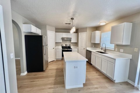 Casa en venta en Kissimmee, Florida, 4 dormitorios, 206.61 m2 № 1823078 - foto 5