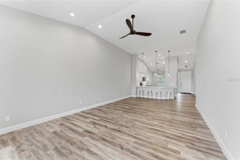 Copropriété à vendre à Bradenton, Floride: 2 chambres, 138.98 m2 № 2405285 - photo 10