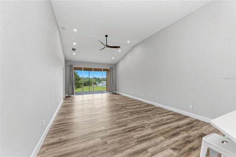 Copropriété à vendre à Bradenton, Floride: 2 chambres, 138.98 m2 № 2405285 - photo 13
