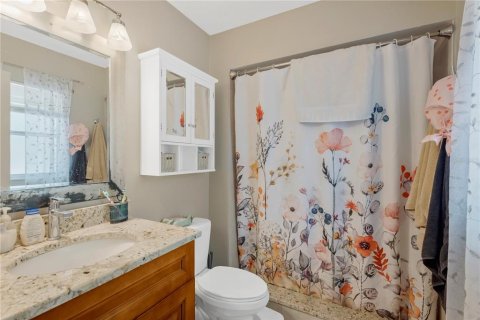 House in Tampa, Florida 4 bedrooms, 200.67 sq.m. № 2324595 - photo 20