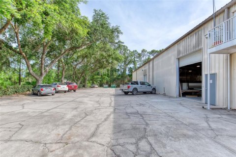 Commercial property in Ormond Beach, Florida № 2429574 - photo 15