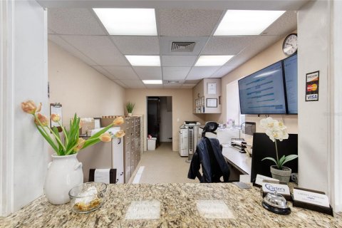 Commercial property in Ormond Beach, Florida № 2429574 - photo 17