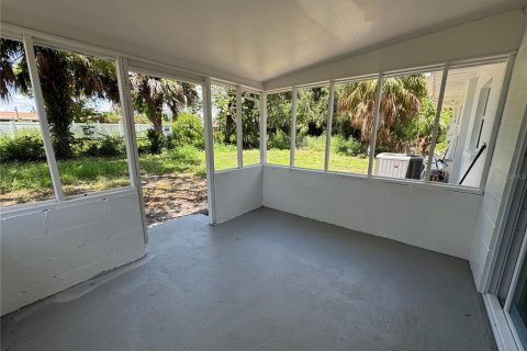Villa ou maison à louer à Tampa, Floride: 4 chambres, 118.45 m2 № 1853946 - photo 16