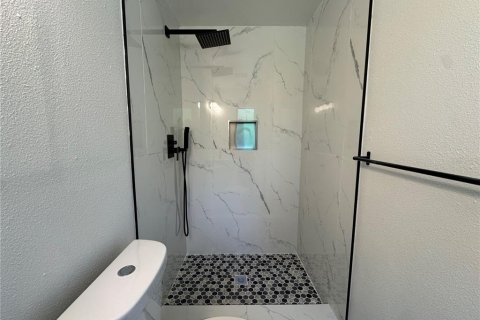 Villa ou maison à louer à Tampa, Floride: 4 chambres, 118.45 m2 № 1853946 - photo 24