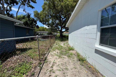 Villa ou maison à louer à Tampa, Floride: 4 chambres, 118.45 m2 № 1853946 - photo 2