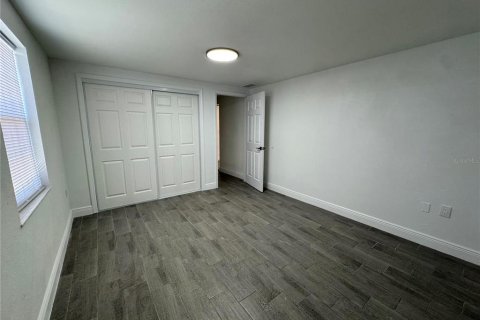 Villa ou maison à louer à Tampa, Floride: 4 chambres, 118.45 m2 № 1853946 - photo 12