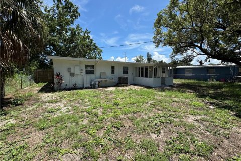 Villa ou maison à louer à Tampa, Floride: 4 chambres, 118.45 m2 № 1853946 - photo 5