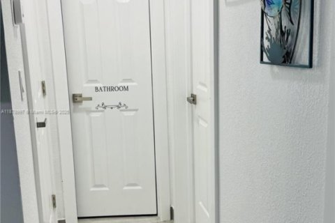 Villa ou maison à vendre à Key Largo, Floride: 4 chambres № 1927603 - photo 25