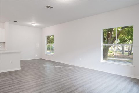Copropriété à vendre à Orlando, Floride: 3 chambres, 121.52 m2 № 2430998 - photo 5