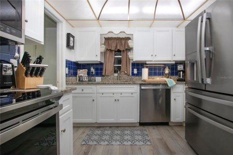 Casa en venta en Sun City Center, Florida, 2 dormitorios, 140.84 m2 № 1831678 - foto 15
