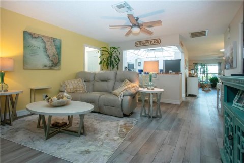 Casa en venta en Sun City Center, Florida, 2 dormitorios, 140.84 m2 № 1831678 - foto 23