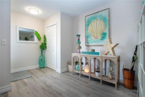 Casa en venta en Sun City Center, Florida, 2 dormitorios, 140.84 m2 № 1831678 - foto 5