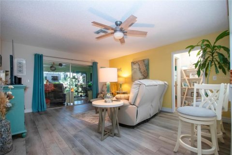 Casa en venta en Sun City Center, Florida, 2 dormitorios, 140.84 m2 № 1831678 - foto 21