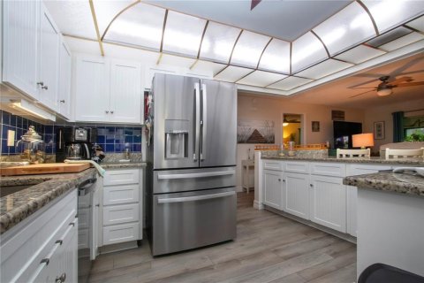 Casa en venta en Sun City Center, Florida, 2 dormitorios, 140.84 m2 № 1831678 - foto 17