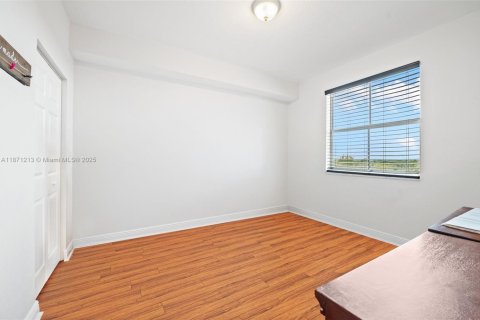 Copropriété à louer à Miami, Floride: 2 chambres, 106.09 m2 № 1925472 - photo 22