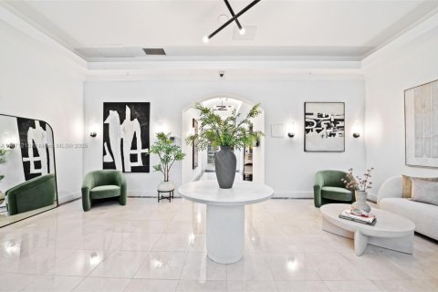 Copropriété à louer à Miami, Floride: 2 chambres, 106.09 m2 № 1925472 - photo 4