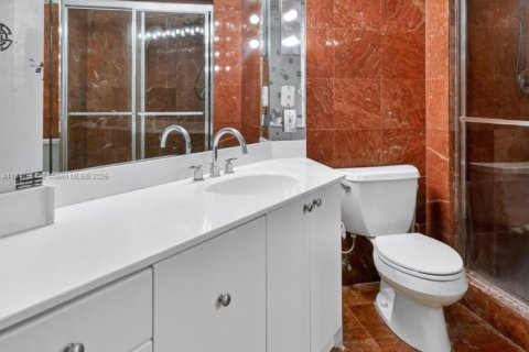 Copropriété à vendre à Aventura, Floride: 4 chambres, 248.98 m2 № 1849215 - photo 12