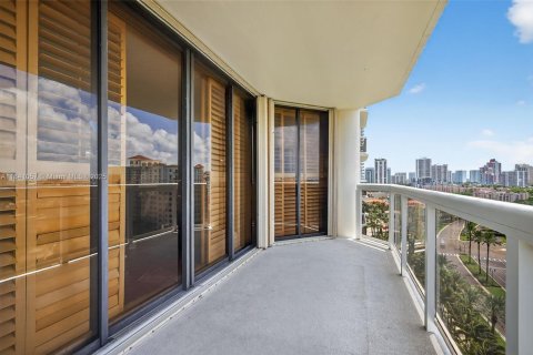 Copropriété à vendre à Aventura, Floride: 4 chambres, 248.98 m2 № 1849215 - photo 20