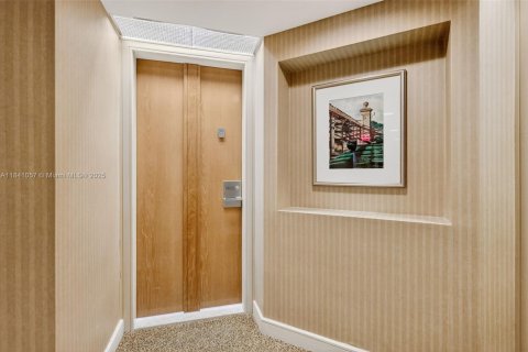 Copropriété à vendre à Aventura, Floride: 4 chambres, 248.98 m2 № 1849215 - photo 27