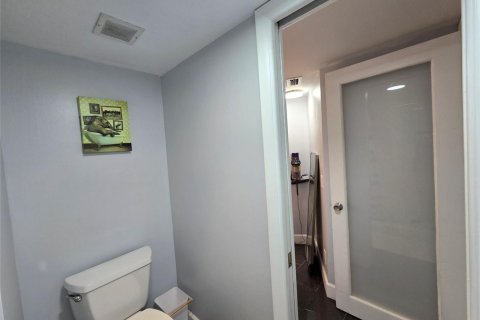 Купить кондоминиум в Форт-Лодердейл, Флорида 60.39м2, № 2083027 - фото 13