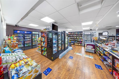 Купить кондоминиум в Майами-Бич, Флорида 1 спальня, 79.15м2, № 1985524 - фото 19