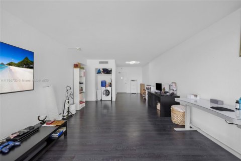 Купить кондоминиум в Майами-Бич, Флорида 1 спальня, 79.15м2, № 1985524 - фото 4