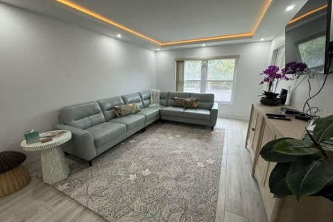 Copropriété à vendre à Largo, Floride: 2 chambres, 91.04 m2 № 2406357 - photo 4