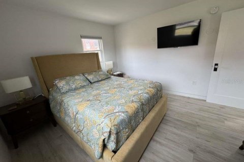 Copropriété à vendre à Largo, Floride: 2 chambres, 91.04 m2 № 2406357 - photo 3