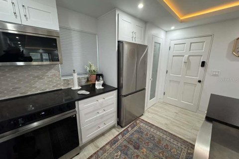 Copropriété à vendre à Largo, Floride: 2 chambres, 91.04 m2 № 2406357 - photo 10