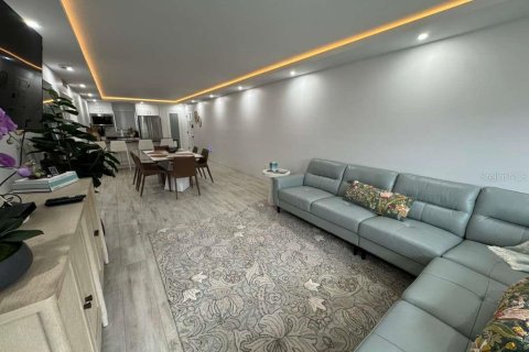 Copropriété à vendre à Largo, Floride: 2 chambres, 91.04 m2 № 2406357 - photo 5