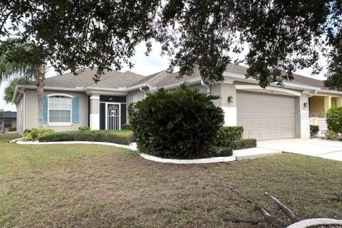 Villa ou maison à louer à Sun City Center, Floride: 3 chambres, 146.41 m2 № 2391156 - photo 3