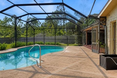 House in Deltona, Florida 3 bedrooms, 181.16 sq.m. № 2324310 - photo 2
