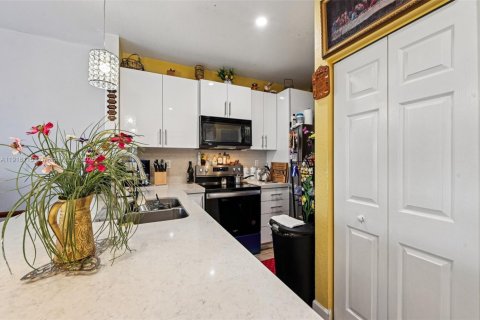 Adosado en venta en Homestead, Florida, 3 dormitorios, 108.6 m2 № 1975253 - foto 9