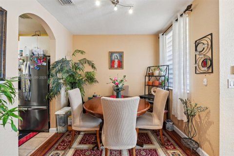 Adosado en venta en Homestead, Florida, 3 dormitorios, 108.6 m2 № 1975253 - foto 6