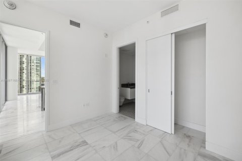 Condo in Miami, Florida, 2 bedrooms  № 1471674 - photo 14