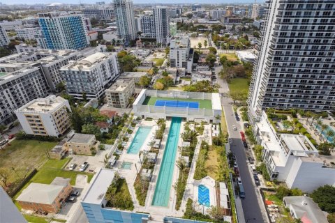 Condo in Miami, Florida, 2 bedrooms  № 1471674 - photo 11