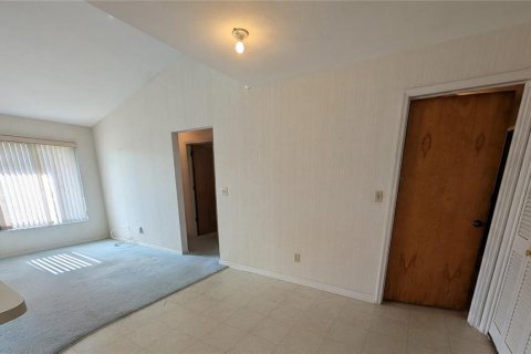 Купить виллу или дом в Семинол, Флорида 3 комнаты, 196.49м2, № 2312749 - фото 7