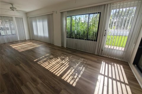 Купить виллу или дом в Семинол, Флорида 3 комнаты, 196.49м2, № 2312749 - фото 18
