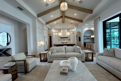 House in Sarasota, Florida 4 bedrooms, 425.03 sq.m. № 2205017 - photo 10