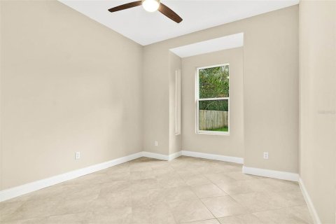 House in Palm Coast, Florida 3 bedrooms, 187.48 sq.m. № 1879521 - photo 9
