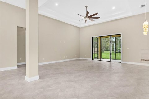 House in Palm Coast, Florida 3 bedrooms, 187.48 sq.m. № 1879521 - photo 12