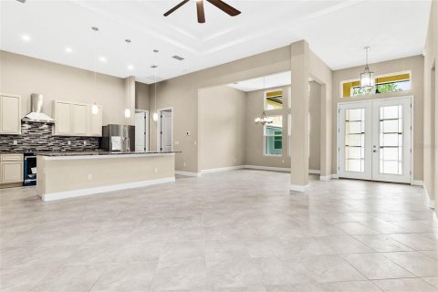 House in Palm Coast, Florida 3 bedrooms, 187.48 sq.m. № 1879521 - photo 11