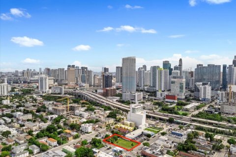 Propiedad comercial en venta en Miami, Florida № 2055195 - foto 5