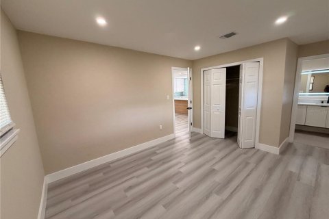 Villa ou maison à vendre à Melbourne, Floride: 4 chambres, 163.51 m2 № 2402871 - photo 10