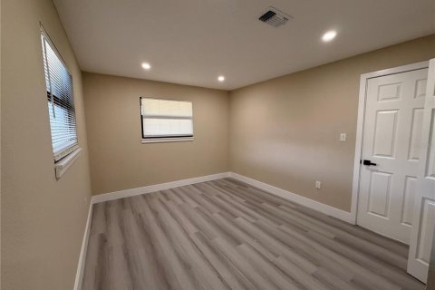 Villa ou maison à vendre à Melbourne, Floride: 4 chambres, 163.51 m2 № 2402871 - photo 11