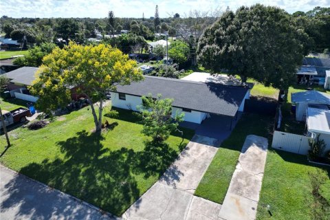 Villa ou maison à vendre à Melbourne, Floride: 4 chambres, 163.51 m2 № 2402871 - photo 3
