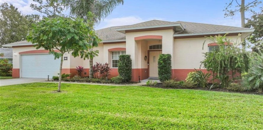 House in Palm Coast, Florida 4 bedrooms, 198.44 sq.m. № 1673353