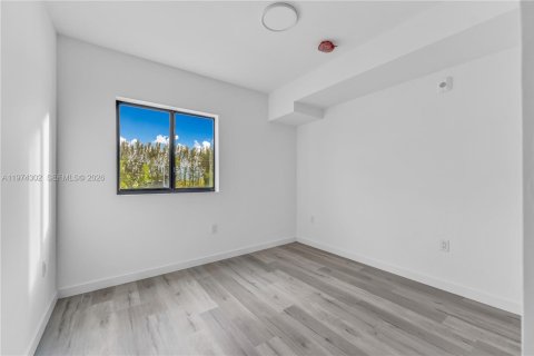 Apartment in North Miami Beach, Florida 2 bedrooms, 74.32 sq.m. № 2036535 - photo 7