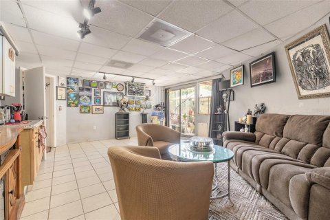 Купить виллу или дом в Делтона, Флорида 8 комнат, 246.66м2, № 1634228 - фото 21